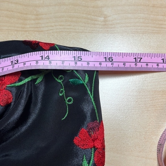 SWEET Chemise Strapless Black Satin with Embroidered Roses Size 8 - Picture 8 of 12